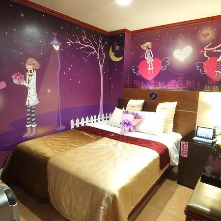 Golden Swallow Hotel Хсинчу Сити Екстериор снимка