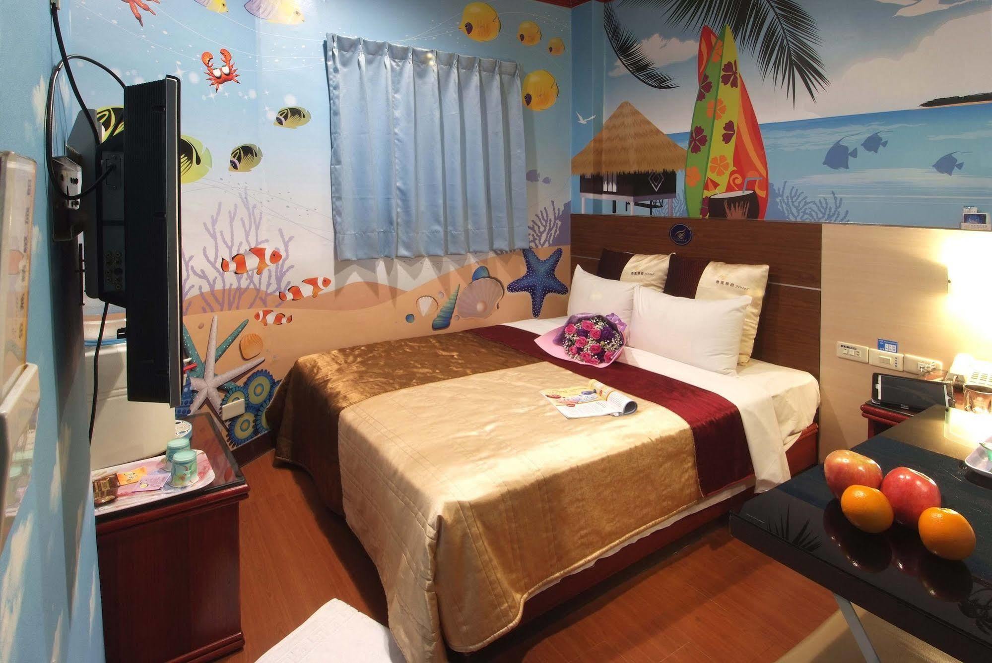 Golden Swallow Hotel Хсинчу Сити Екстериор снимка