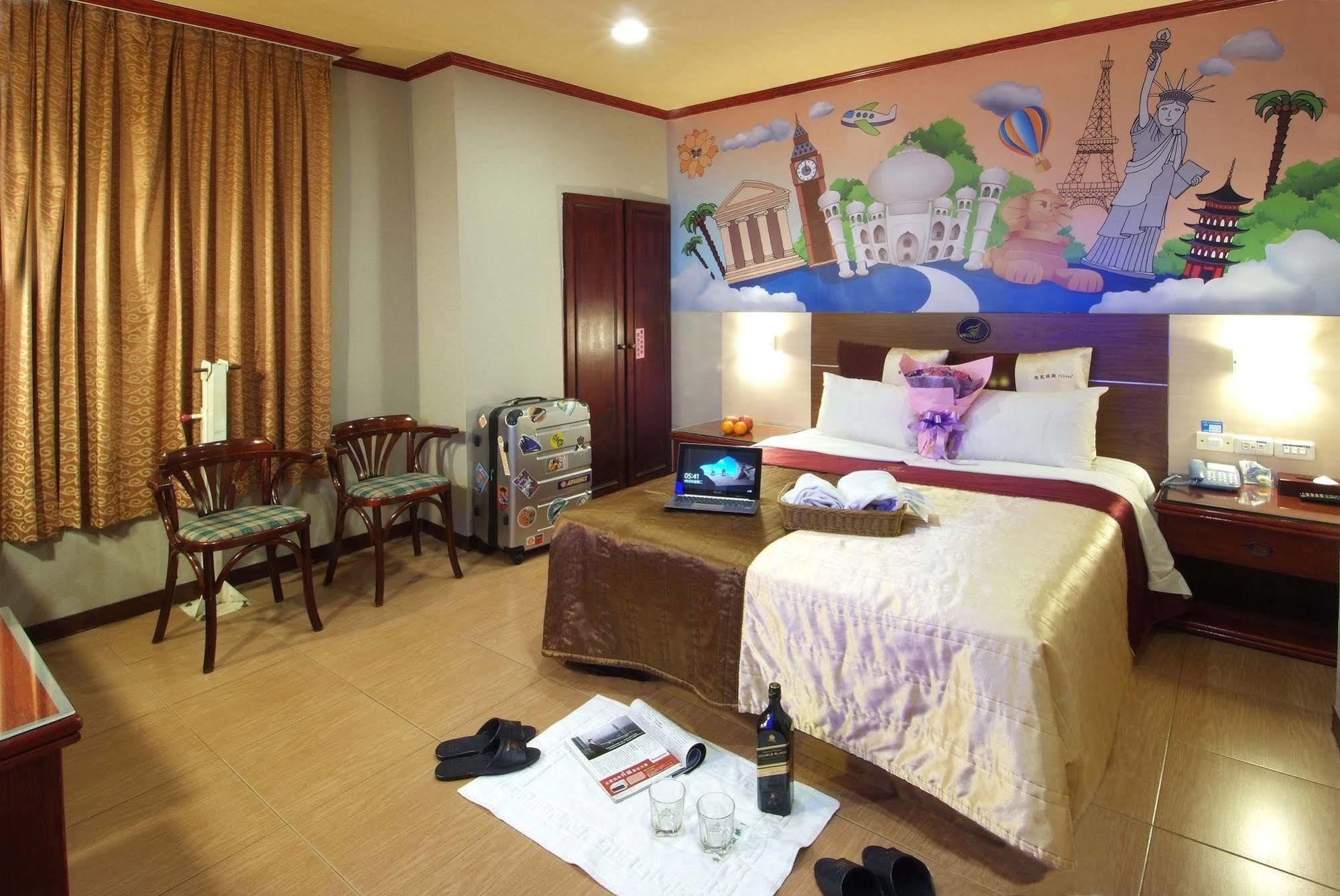 Golden Swallow Hotel Хсинчу Сити Екстериор снимка